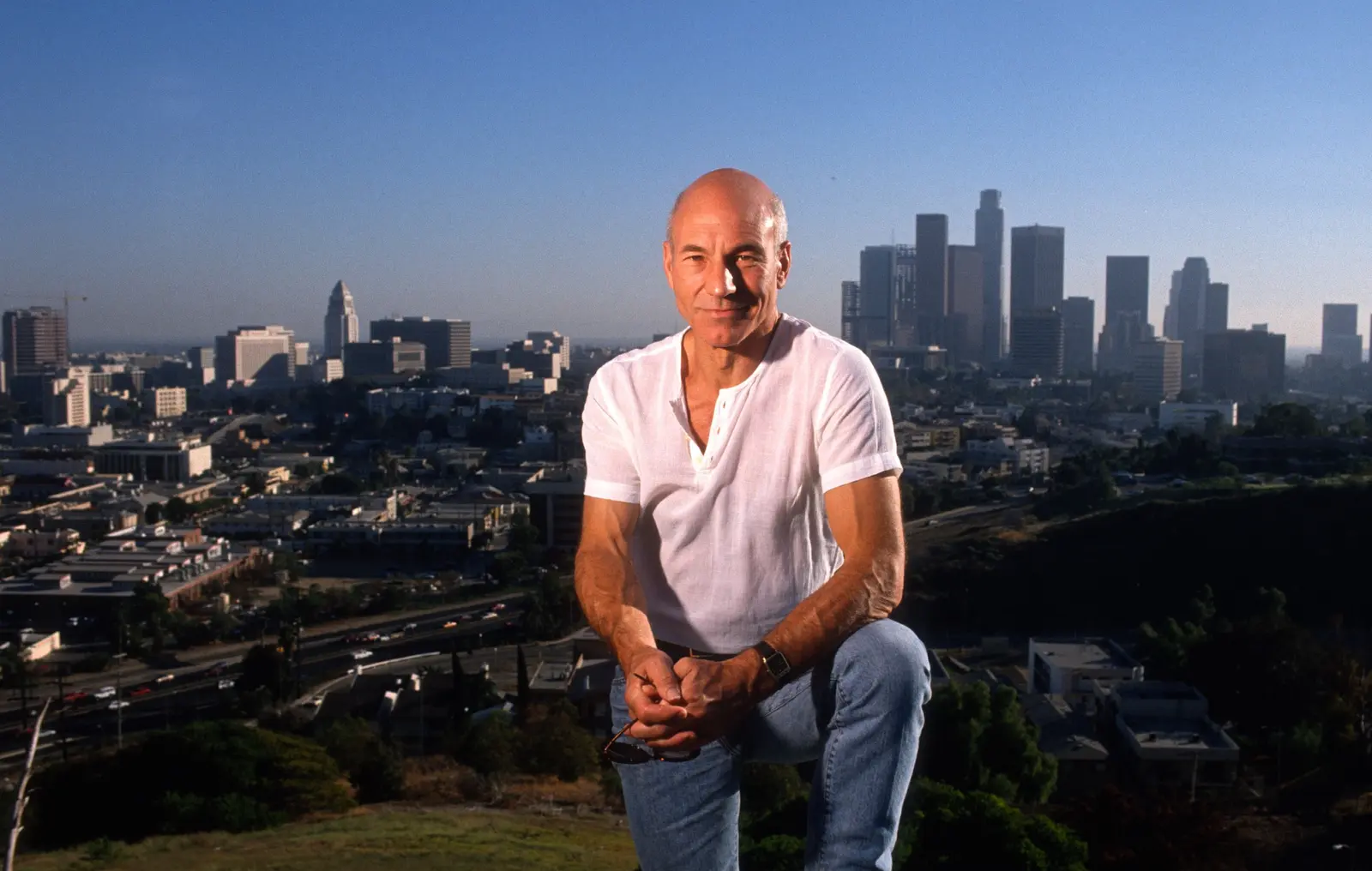 Lumea filmului, în doliu: Legendarul Patrick Stewart s-a stins din viață la 86 de ani