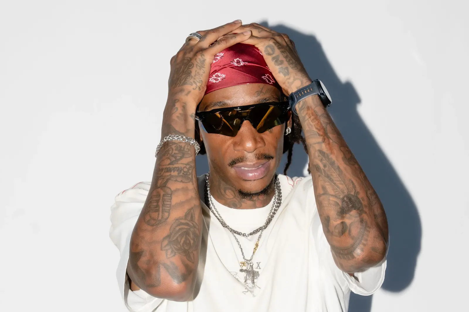 Wiz Khalifa semnează cu 10K Projects: o nouă eră pentru starul hip-hop